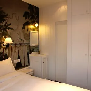 Bed & Breakfast L'epicentre, Brussels