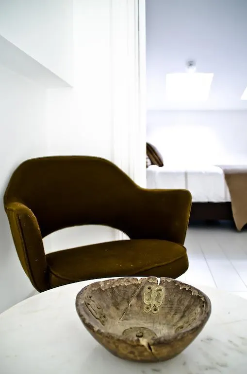 House Ninety Guesthouse Bruxelles Belgio