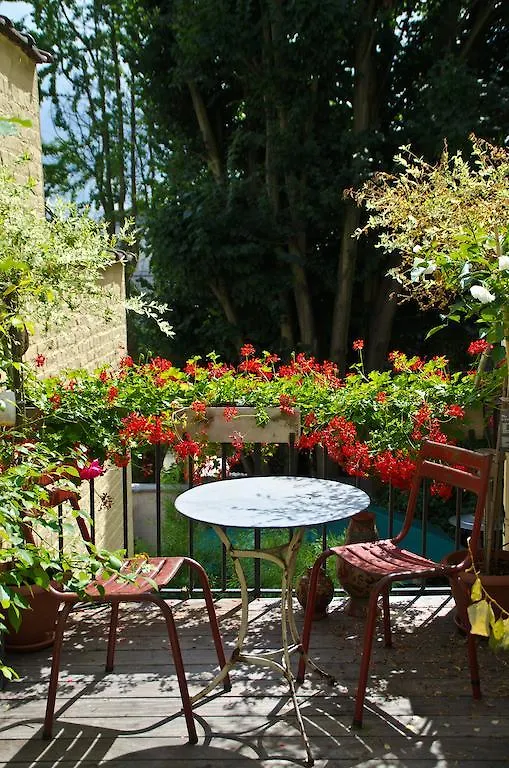 House Ninety Guesthouse Bruxelles Bed & Breakfast